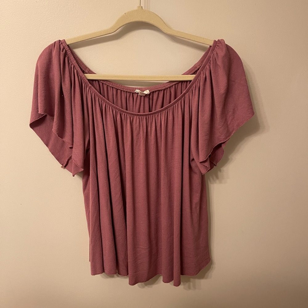 4 for $10 sale 🐝 Flutter sleeve mauvy top
